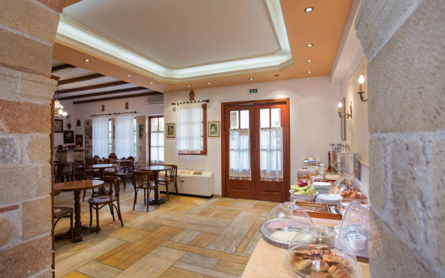 Petrino Guesthouse