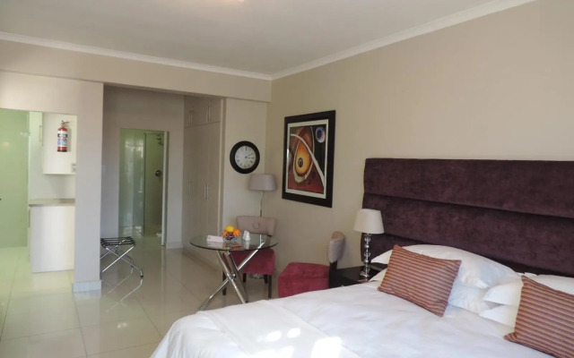 Vredenburg Boutique Lodge