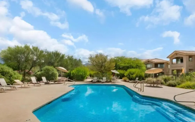 Sunset Sanctuary 3BR by Casago