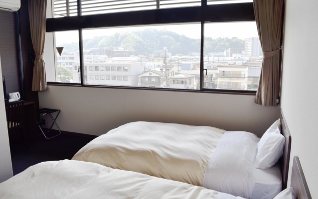 Spa & Hotel Tenjin No Yu – Guest Rooms – Shizuoka