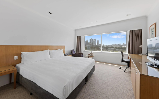 Holiday Inn Sydney Potts Point by IHG