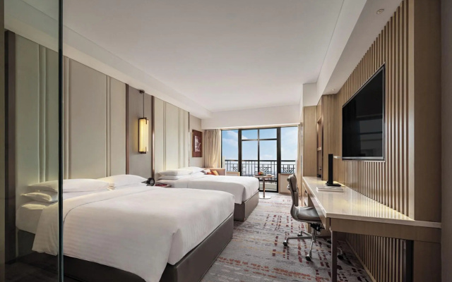 Renaissance Shanghai Hongqiao – Guest Rooms – Shanghai