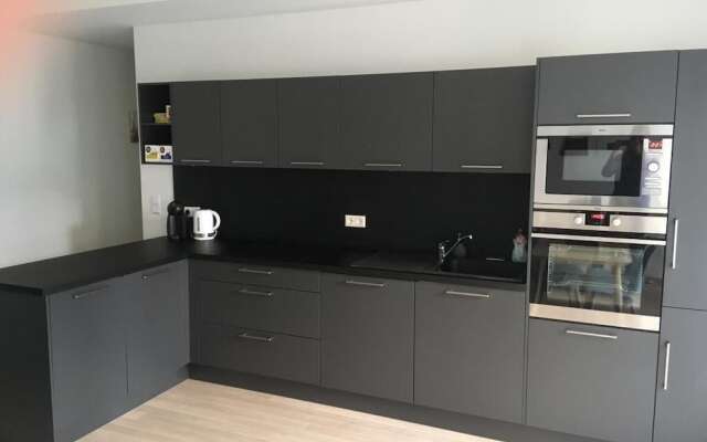 Trendy New & Large 3 Beds, 90m2 in City Center