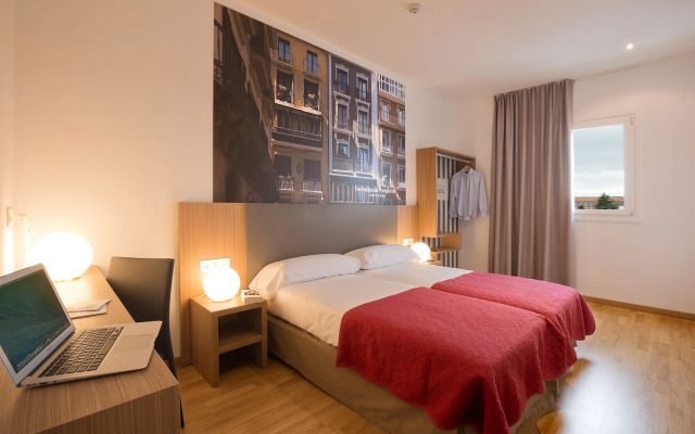 Iraipe Pamplona Hostal