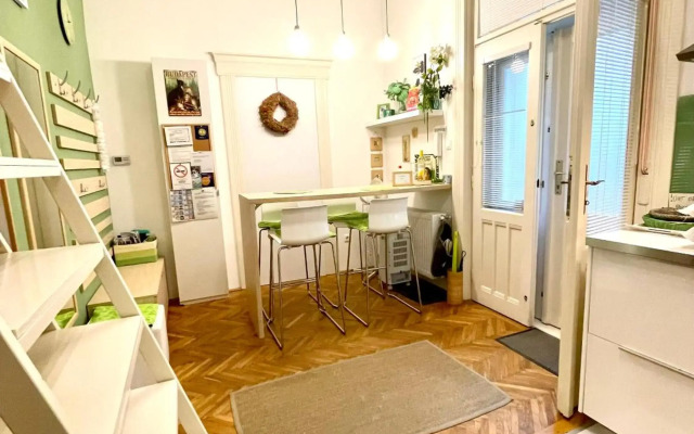 Green Pearl Apartment