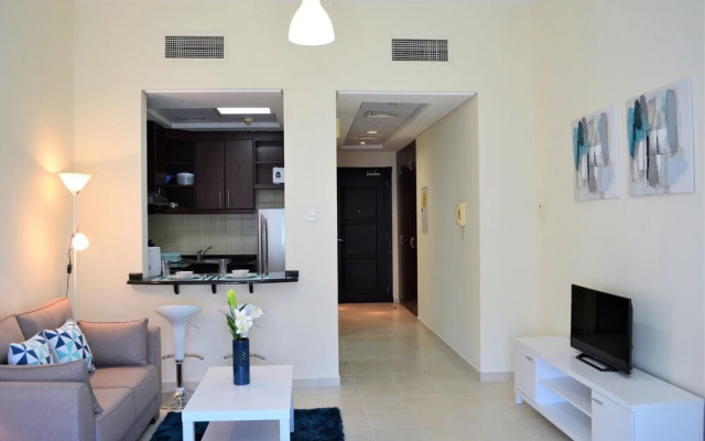 MGL - Spacious Studio Apartment