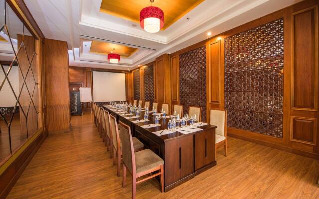 Nhat Ha L'Opera Hotel