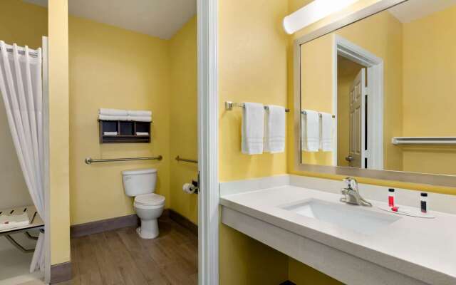 Days Inn by Wyndham Port Aransas TX