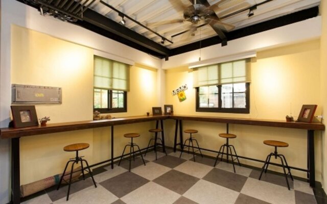 7M2 Hostel