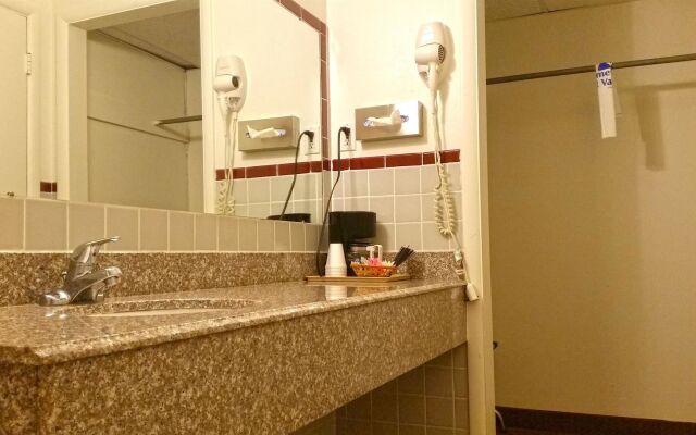 American Inn of Liberal