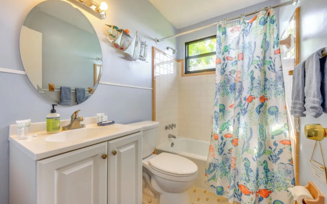 Waterfront Gem w/ Dock in Jacksonville