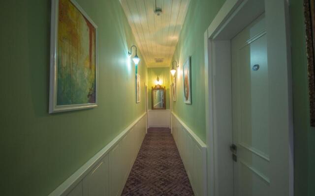 Mia Boutique Hotel
