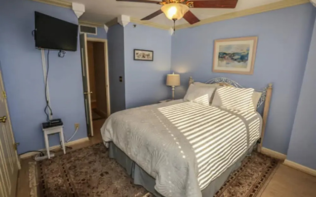 Boardwalk Caper PH4 1104