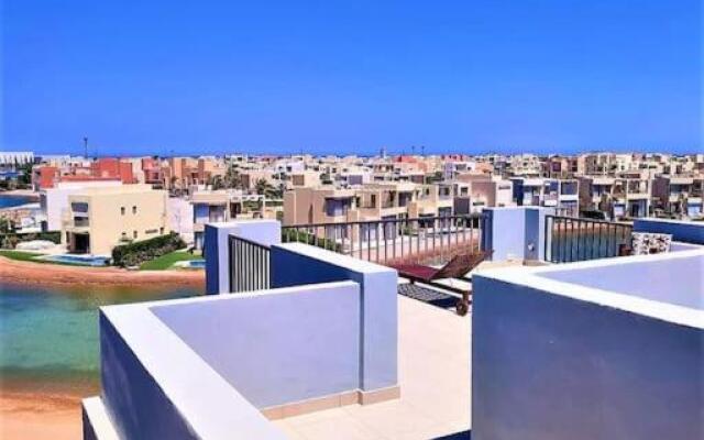 Tawila - Lovely 2-bedroom unit with shared pool