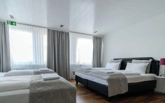 Midtown Hotel
