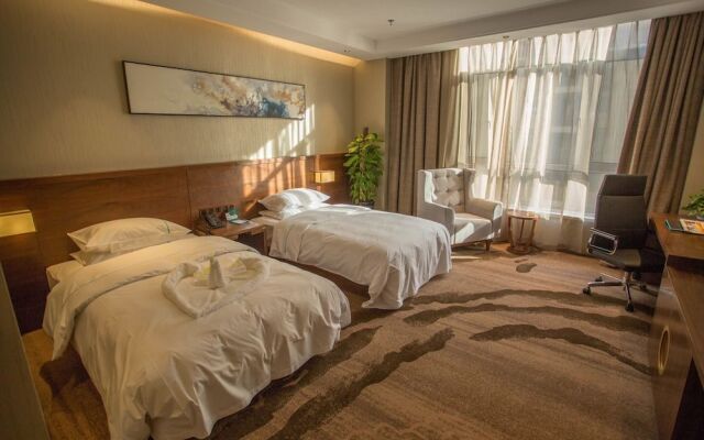 Yantai Dexin International Hotel