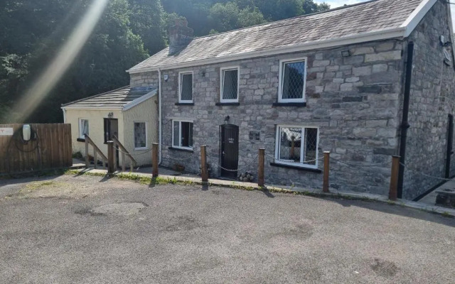 Old Tredegar Arms