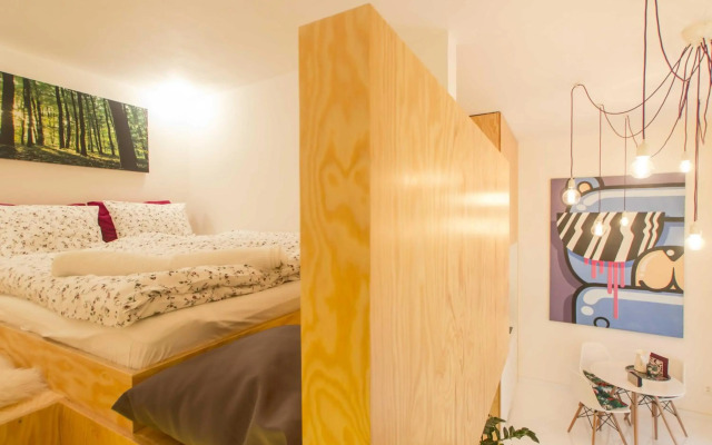 Ruterra Studio with Private Terrace