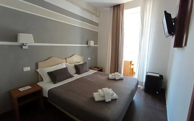 Rome Travellers Hotel
