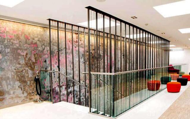 Quality Hotel 33