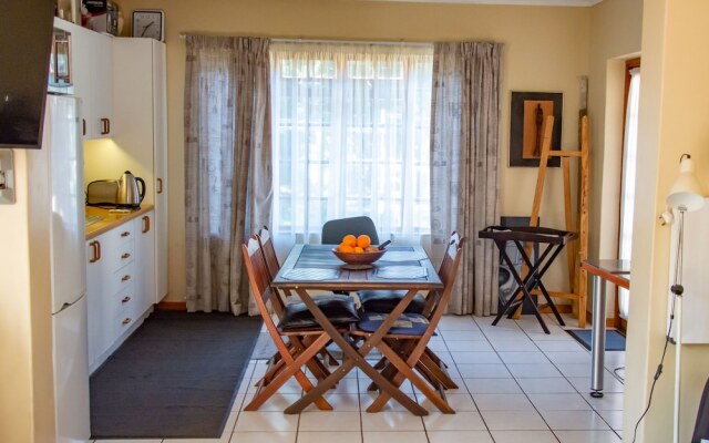 Deo Gratia Guest House (B&B and Self Catering)