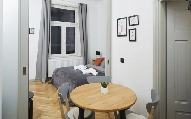 Zest and Nest Boutique Apartments