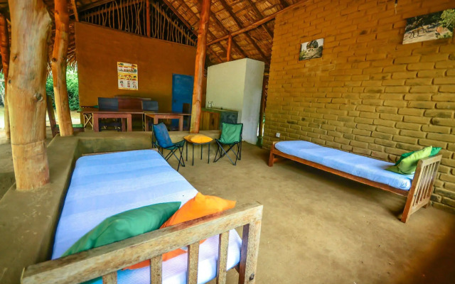 Back of Beyond - Safari Lodge Yala
