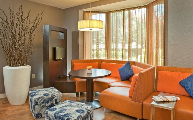 Courtyard by Marriott Frederick