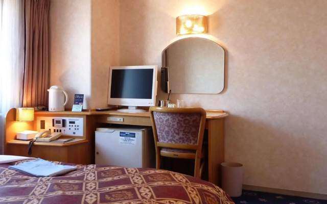 Hotel New Green Tsubame Sanjo