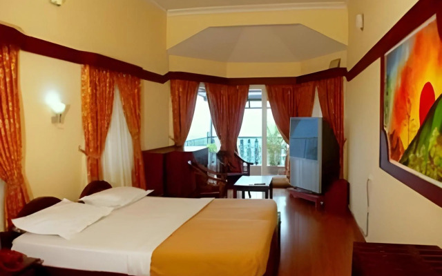 Marikar Resorts
