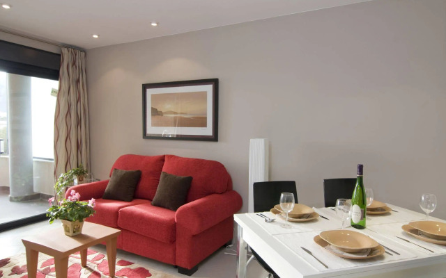 Boulevard apartamentos by mimar
