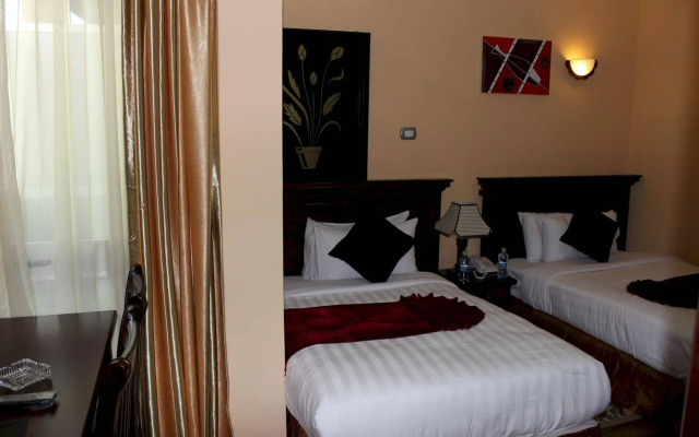 Oasis Hotel Apartment