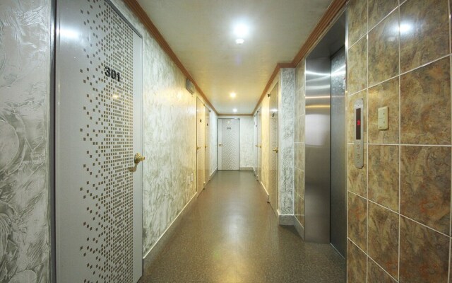 Busan Jaesong-dong Romance