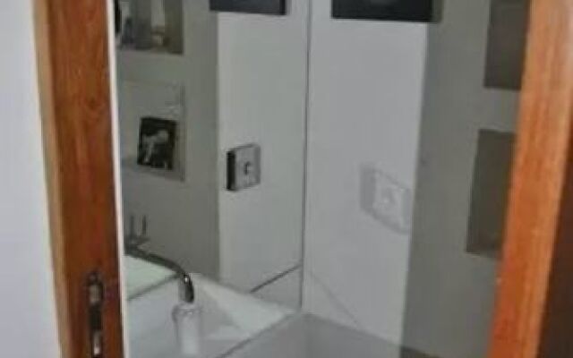 Etours - Luxuoso 2 Quartos no Leblon