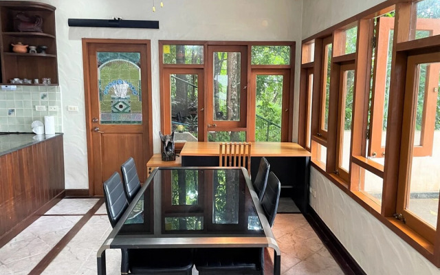 Sea view private pool villa in Patong