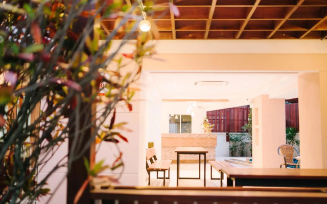 Rendezvous Classic House
