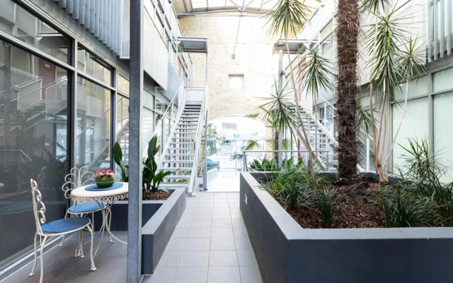 The Port Melbourne Experience