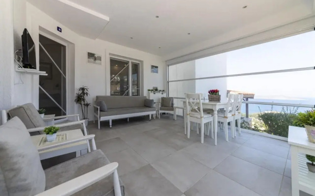 Amazing Duplex House With Sea View in Bodrum