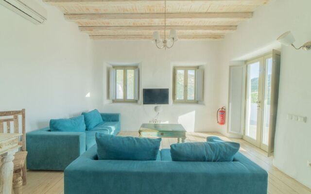 Mykonian Leisure Villas & Suites