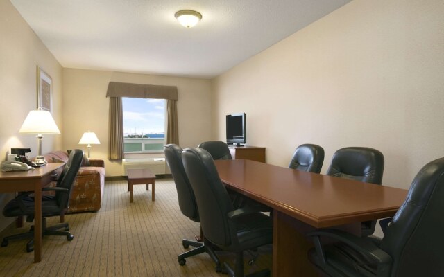 Days Inn - Moose Jaw