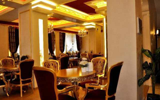 Aquarium Hotel