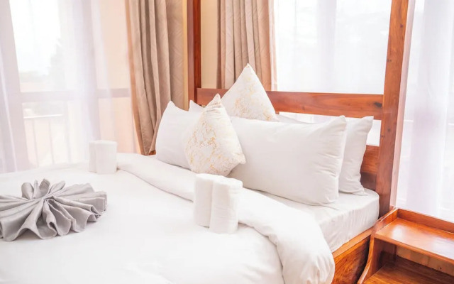 Skylark Hotel