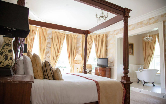 Ballyseede Castle