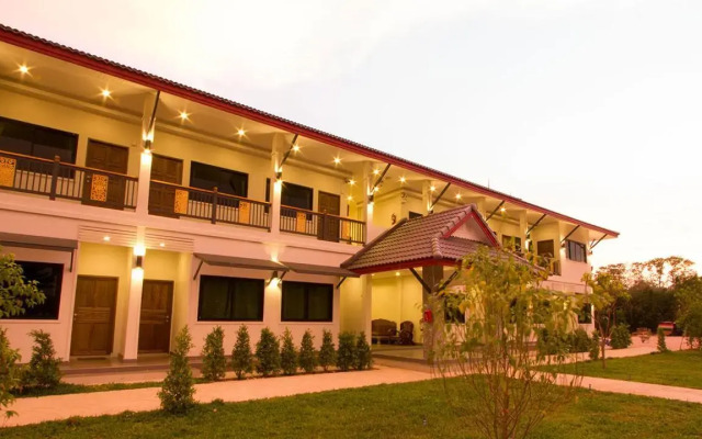 The Rise Resort