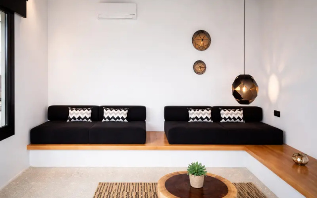 Hotiday Suites Mykonos