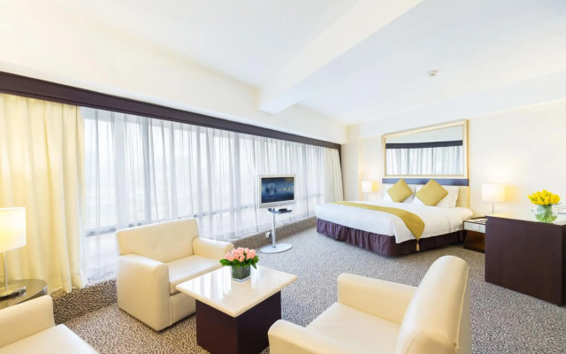 Regal Oriental Hotel