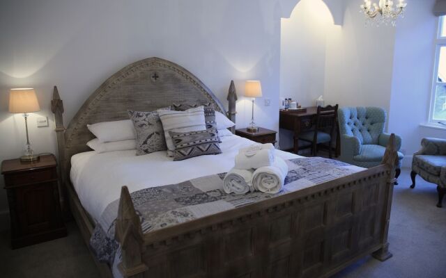 Bonnicott House Hotel