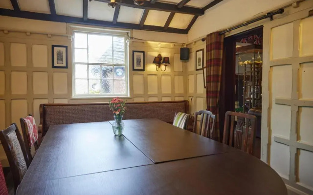 Chequers Inn by Greene King Inns