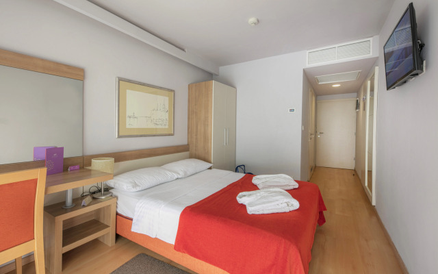 Hotel Aurora