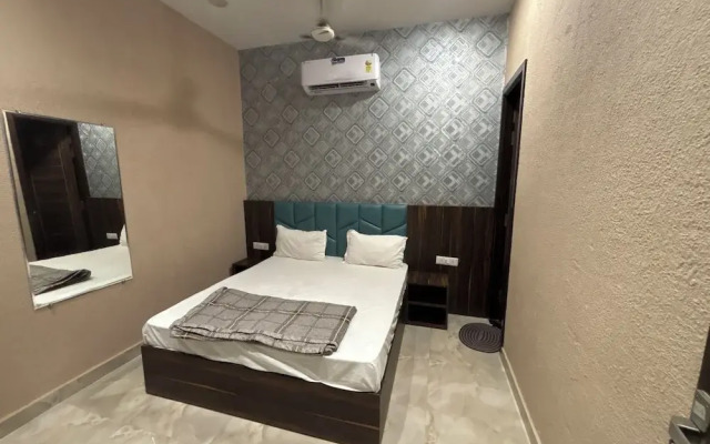Hotel KR 5Mins Walk From Golden Temple